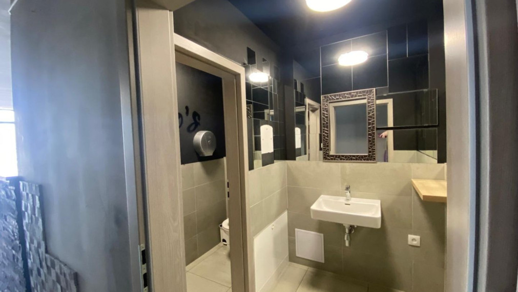 Novostavba obchodného priestoru 119,1 m2  v Petržalke na prenájom