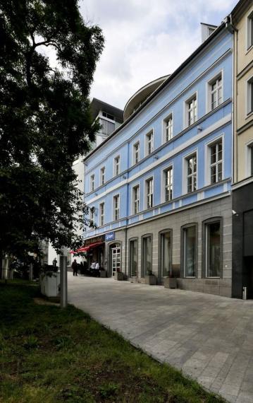 Kancelársky celok v reprezentatívnom historickom objekte v centre, 193,8 m2