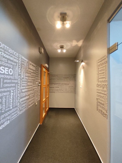 Kancelársky celok v reprezentatívnom historickom objekte v centre, 145 m2