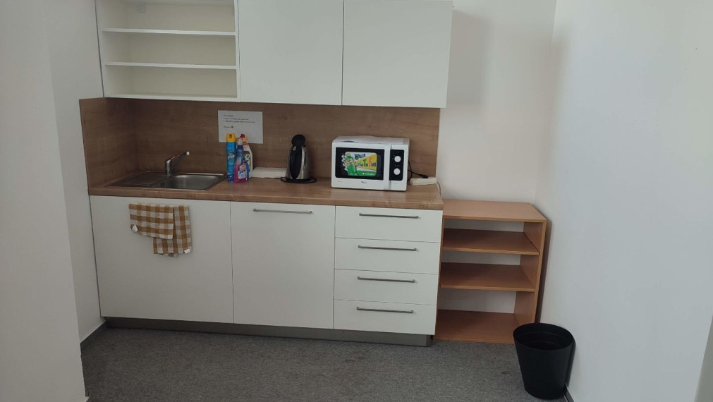 Kancelárske a skladové priestory na Vajnorskej ulici na prenájom, Bratislava III TOP