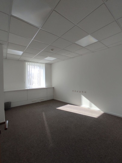 Administratívne priestory, Hurbanovo Námestie/Obchodná, BA1