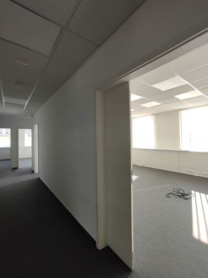 Svetlý kancelársky celok, 330m2, Hurbanovo Námestie/Obchodná, Staré Mesto