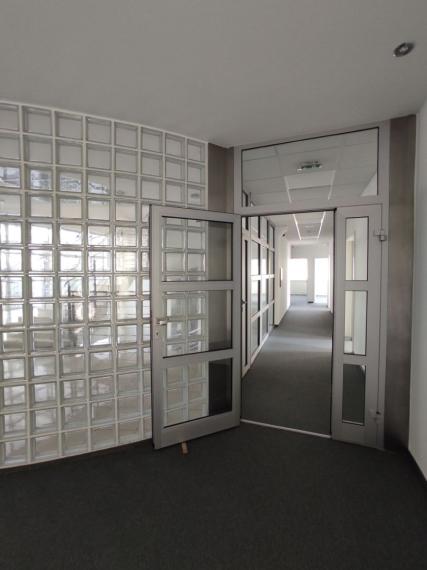 Svetlý kancelársky celok, 330m2, Hurbanovo Námestie/Obchodná, Staré Mesto