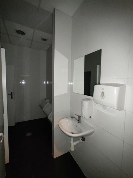 Obchodné priestory v Apollo BC 2, Prievozská-Ružinov