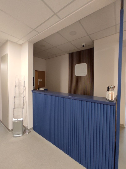 Holiday Inn Bajkalská - Priestory vhodné na fyzio, masáže, kliniku s parkovaním, BAII, 394m2