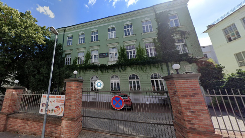 Kancelárie v krásnej historickej budove na Zochovej ulici, Staré Mesto, 117,21m2