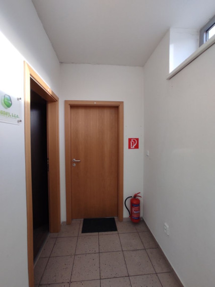 Kancelárie v blízkosti Hlavnej vlakovej stanice, Karpatská, BAI