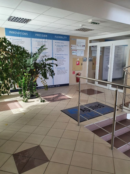 Prenájom kancelárskych a prevádzkových priestorov s parkovaním po kompletnej rekonštrukcii