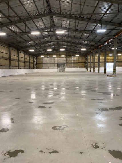 Skladová hala 3900 m2 na prenájom Trnava, Zavar