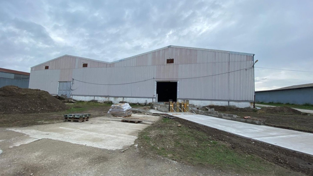 Skladová hala 3900 m2 na prenájom Trnava, Zavar