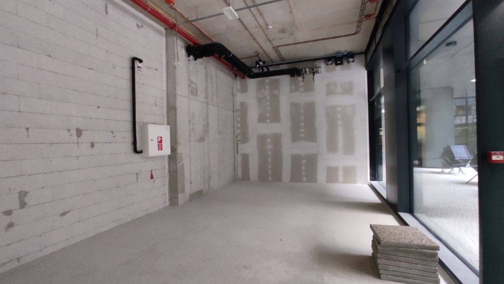 Lukratívne obchodné priestory v Apollo NIVY, Prievozská-Ružinov