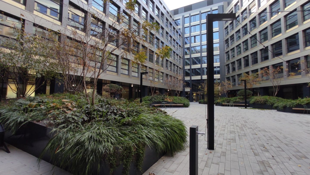 Lukratívne obchodné priestory v Apollo NIVY, Prievozská-Ružinov