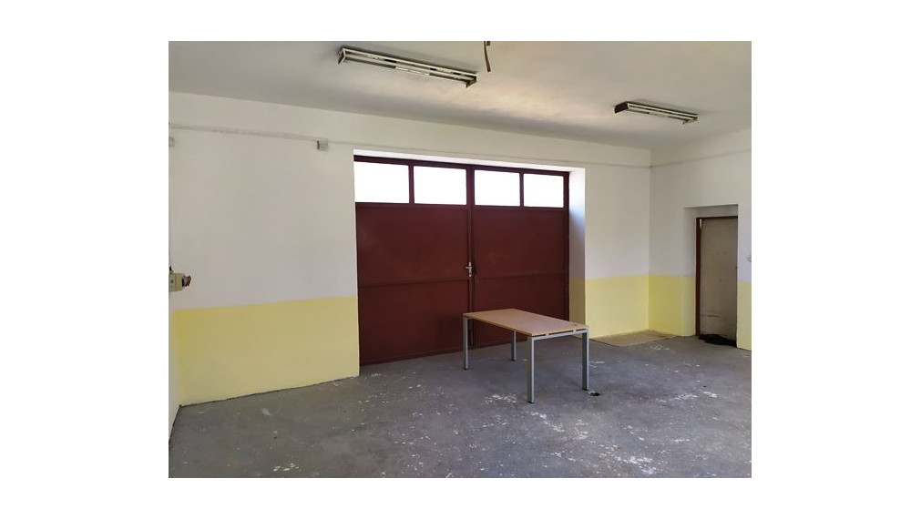 Výrobno-skladový objekt s administratívou na predaj