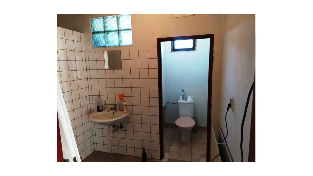 Výrobno-skladový objekt s administratívou na predaj