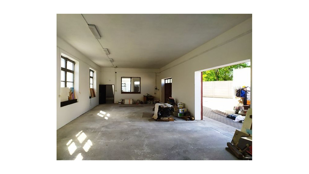 Výrobno-skladový objekt s administratívou na predaj