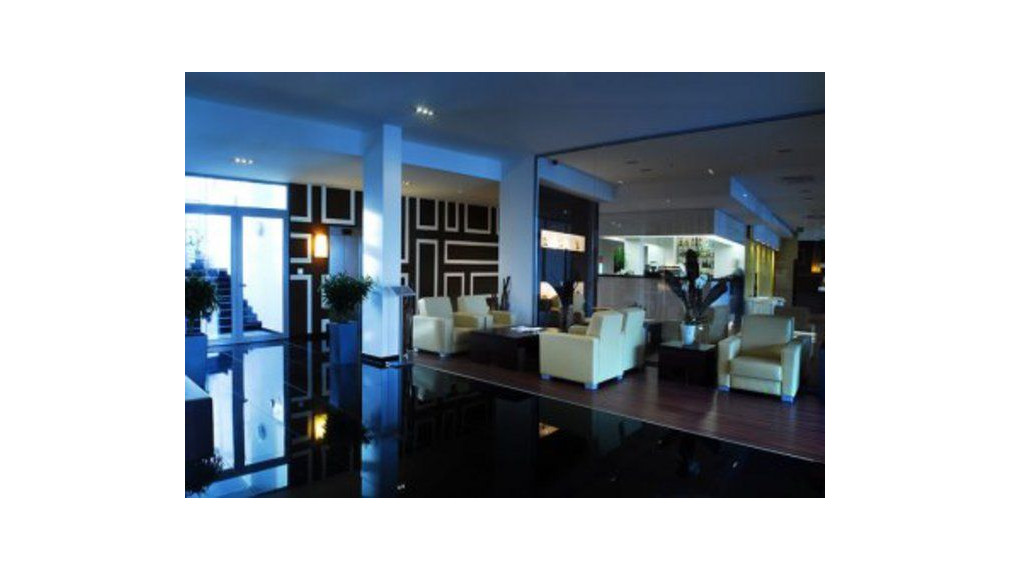 Kancelársky priestor so sociálnym zázemím a parkovaním v Business Hoteli Aston, 36m2