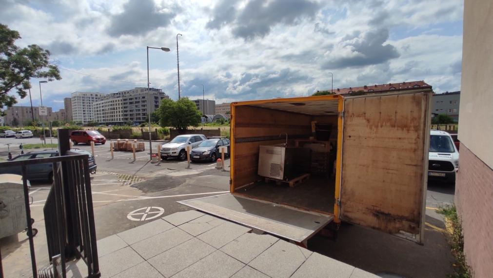 Obchodný priestor 500m2 s priestrannou terasou, v blízkosti polikliniky Tehelná – Bratislava III