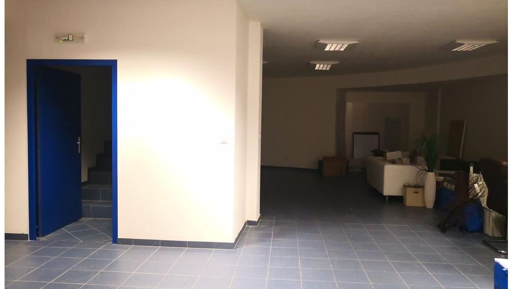 Skladový priestor, v blízkosti Figara, 200 m2