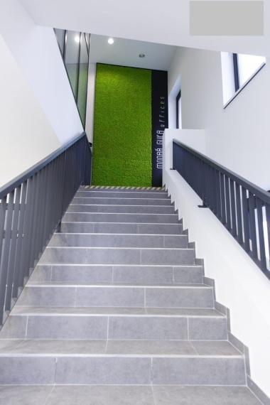 Moderné administratívne priestory s výhľadom na Prezidentský Palác, BAI