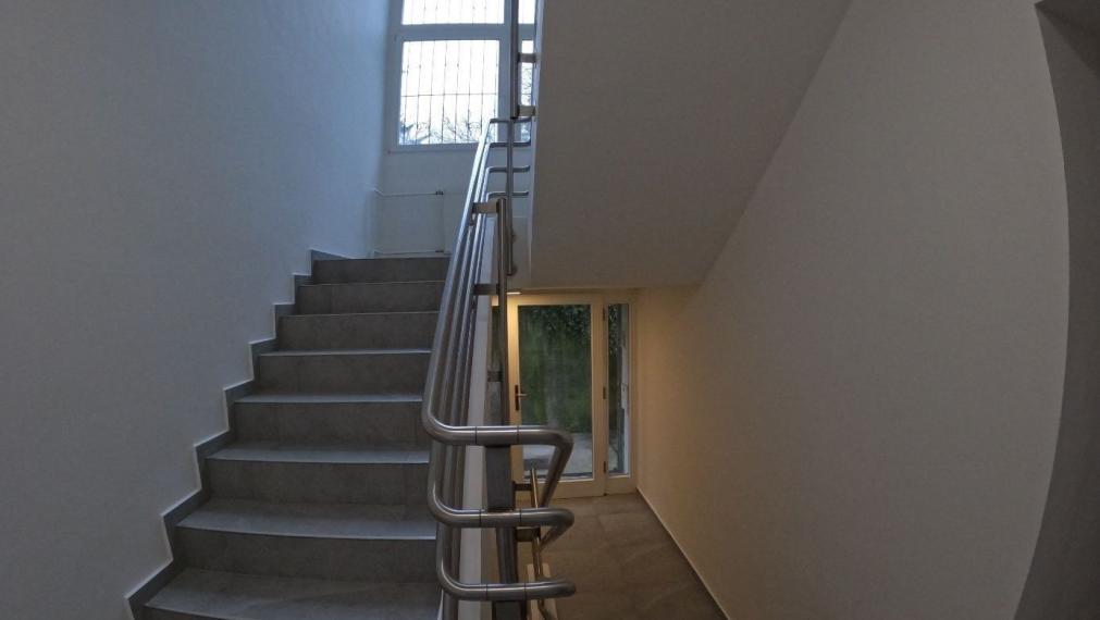 Administratívna budova na prenájom - Kráľovské údolie, Bratislava I REZERVOVANÉ