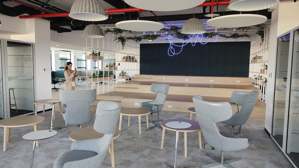 Kancelárske priestory v APOLLO NIVY, Prievozská, BAII