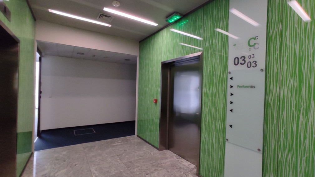 Kancelárske priestory v Apollo BC 2, Prievozská - Ružinov