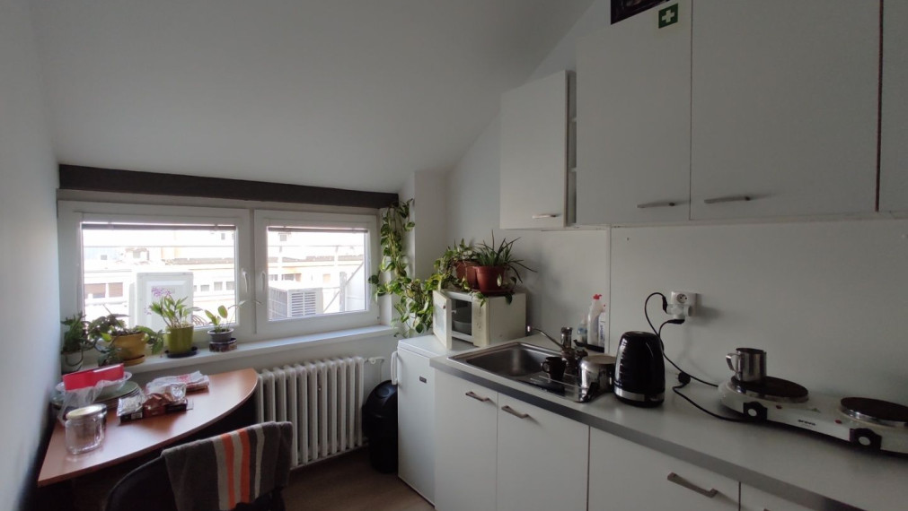 Kancelárie v blízkosti Eurovei – GAJOVA ulica, BAI