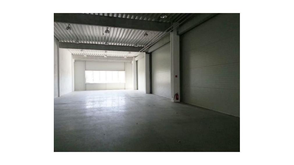 Skladový priestor 405m² v Golden City na prenájom