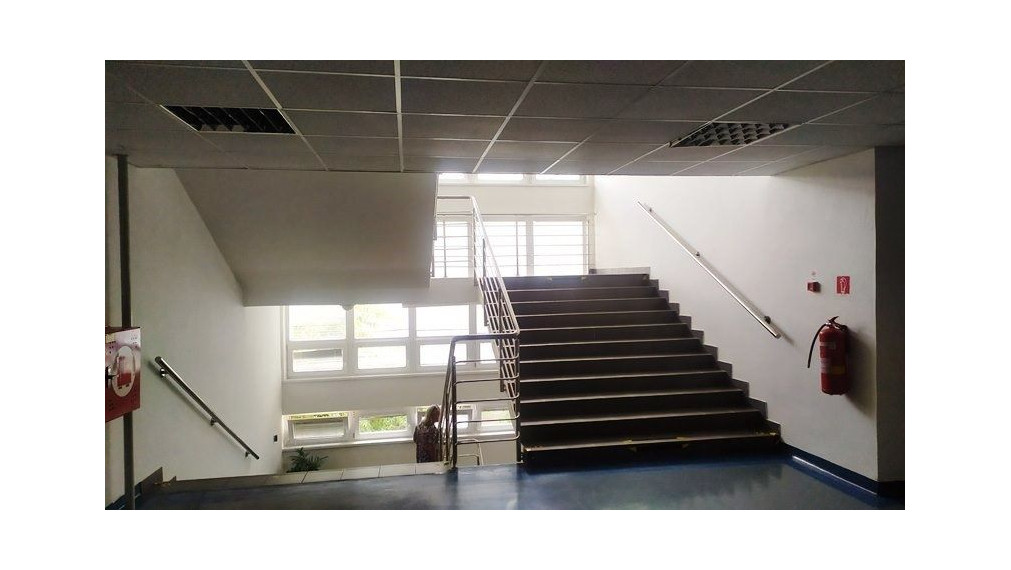 Kancelária 39,5 m2 s umývadlom v BA III na prenájom