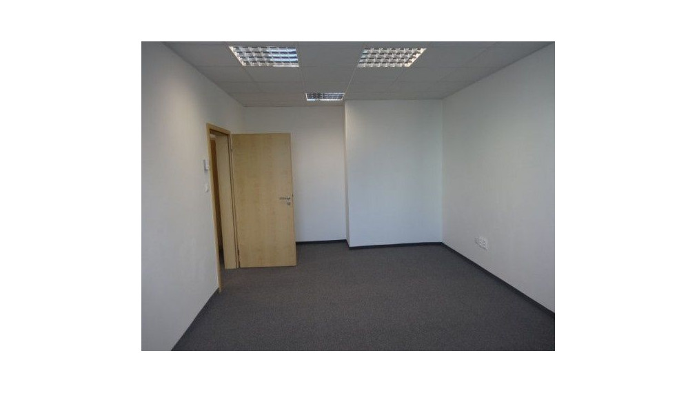 Kancelárske priestory na prenájom – Mlynské Nivy, Ružinov