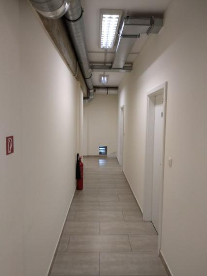 Priestory na Rebarborovej ulici v budove Harley Davidson na prenájom, BAII