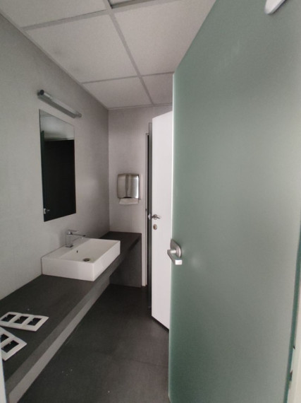 Moderné administratívne priestory s terasou - Palisády, 250 m2