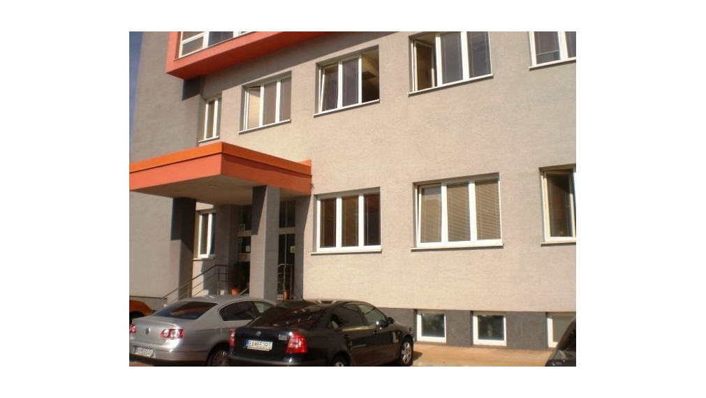 Kancelársky priestor 3x 18,5m² v Ružinove