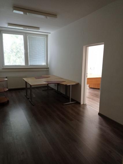 Na prenájom kancelárske priestory na Panónskej ceste 26-36m2