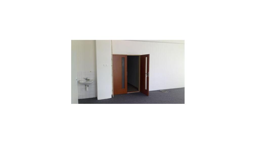 Kancelárie, Bojnická, Bratislava III