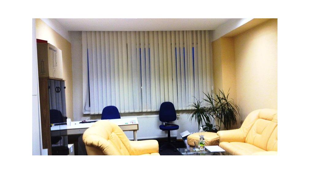 Kancelársky priestor na prenájom, Studená, Bratislava II, 200m2