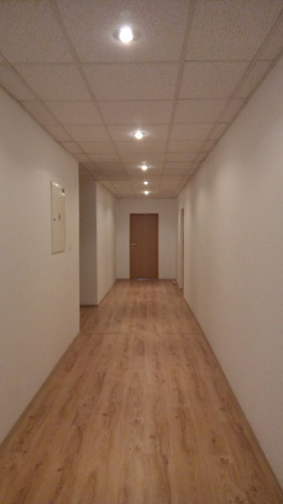 Kancelárie na Vajnorskej ulici, Bratislava III