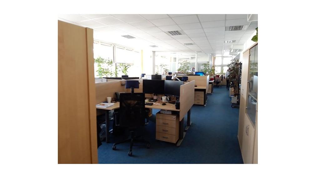 Samostatný kancelársky celok v budove Allianz na Karloveskej ul. v BA IV - Karlova Ves