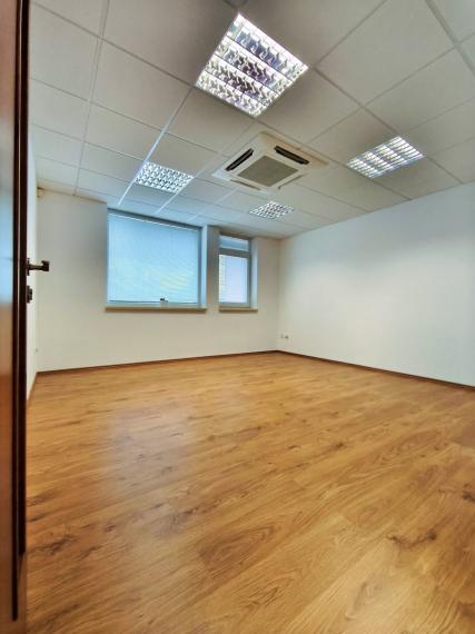 Kancelárie na prenájom - ul. Mlynské Luhy, Bratislava II TOP