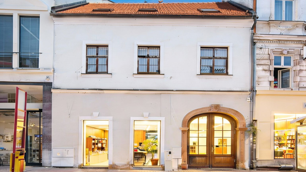 Lukratívny 250-350m2 obchodný priestor na Obchodnej ulici, BAI 