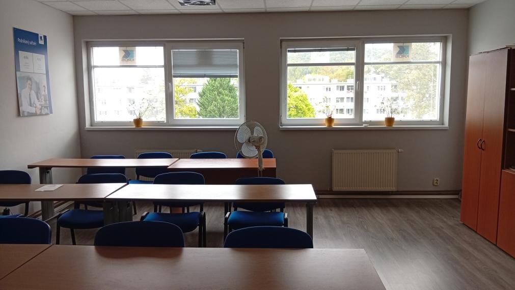 Kancelária na prenájom - Sihoť II, Trenčín