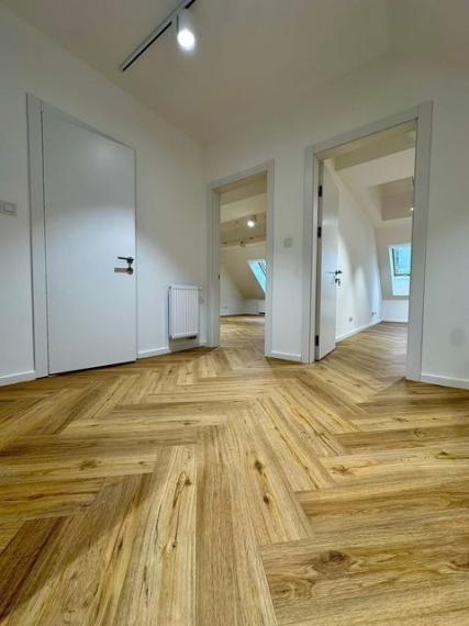 Na prenájom exkluzívne novo-zrekonštruované klimatizované administratívne priestory v Centre Trenčína