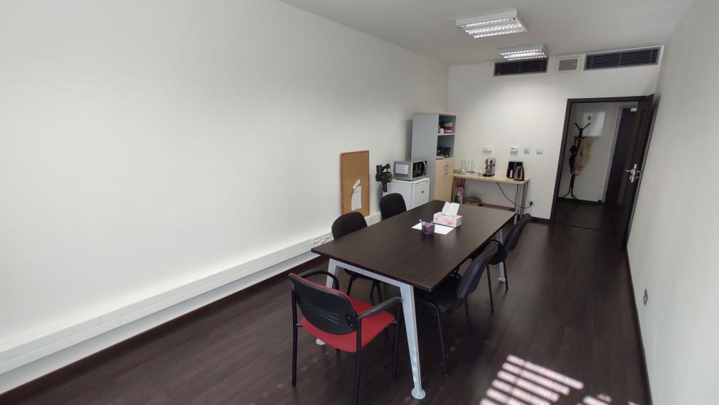 Celok 2 kancelárií 64m2 s vlastným zázemím v centre na Dunajskej ulici - Staré Mesto