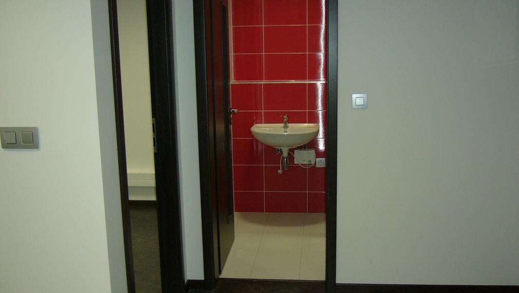 Celok 2 kancelárií 64m2 s vlastným zázemím v centre na Dunajskej ulici - Staré Mesto