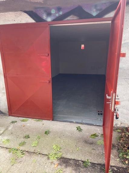 Garáž na predaj - ul. Opavská, Bratislava III