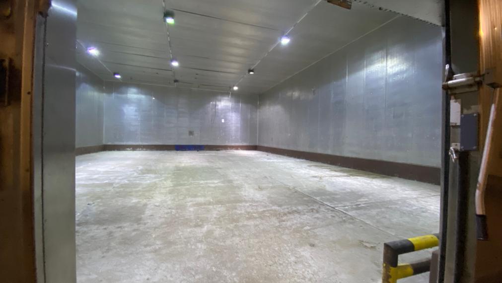 Mraziarenské komory/skladové priestory 381m2 a 390m2 na prenájom, RAČA – Bratislava 3
