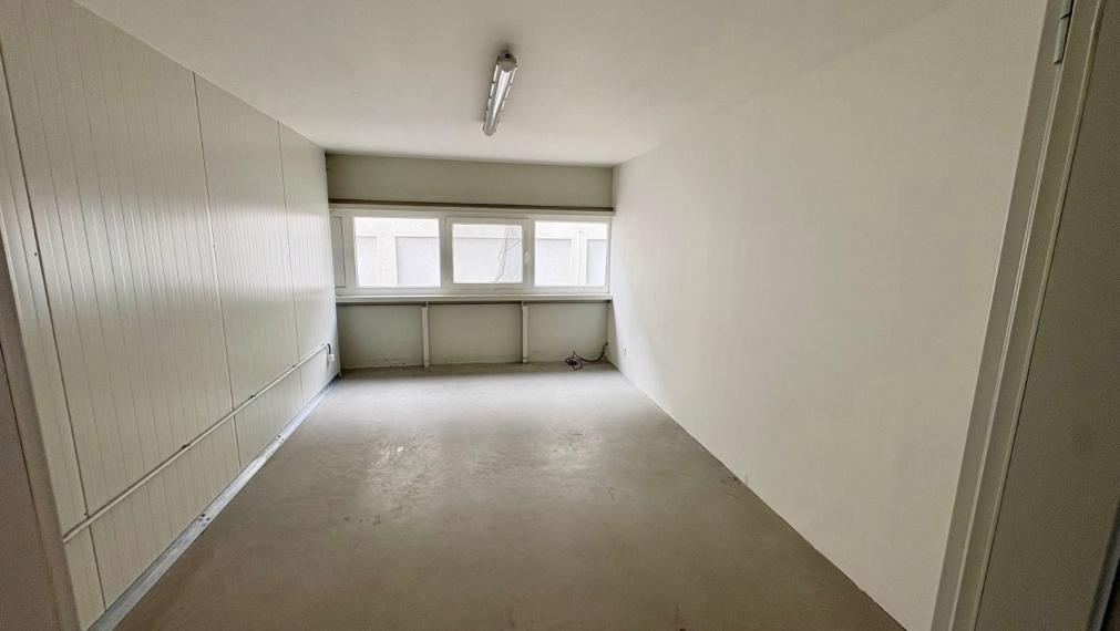 Na prenájom moderný skladový priestor v polyfunkčnom areáli na Starej Vajnorskej ulici