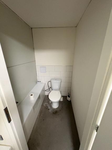 Na prenájom moderný skladový priestor v polyfunkčnom areáli na Starej Vajnorskej ulici