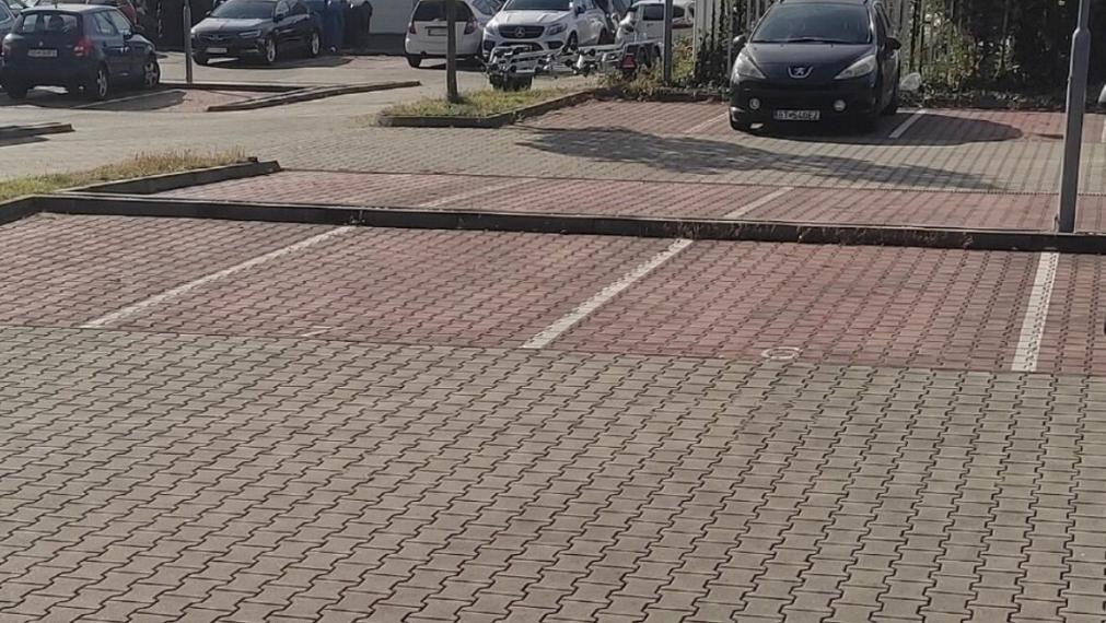 Na predaj vonkajšie parkovacie miesta nachádzajúce sa na Budatínskej ulici v Bratislave V