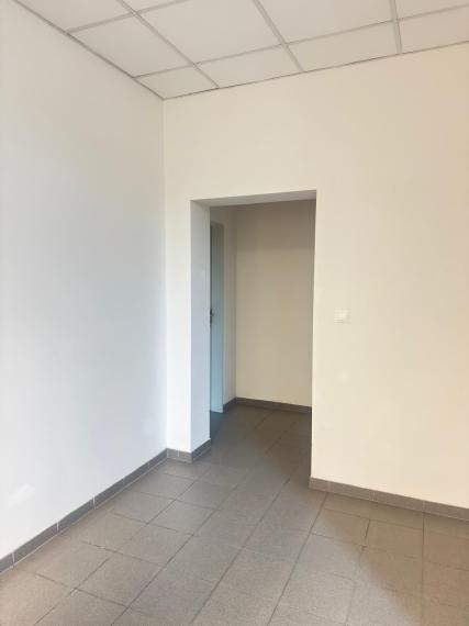 Na prenájom kancelársky priestor s výmerou 23,4 m² - Bratislava V